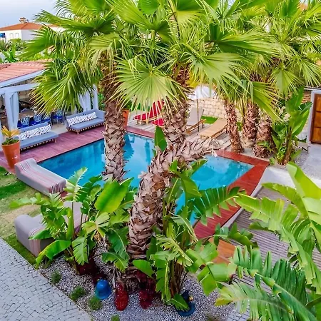 Oda ve Kahvaltı 777 Adults Only Alaçatı